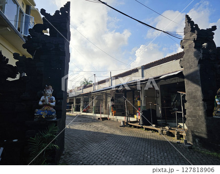 バリ島　スミニャック 127818906