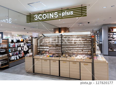 3COINS+plus 東急百貨店吉祥寺店　東京都武蔵野市吉祥寺本町 127820177