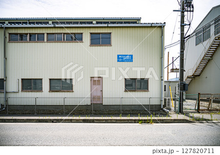 東日本大震災の被災地 工場外観と復興の記録 127820711