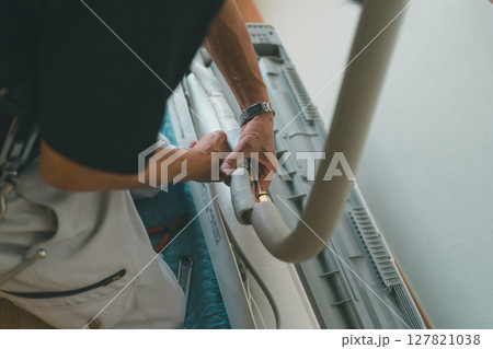 エアコン工事 127821038
