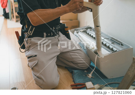 エアコン工事 127821060