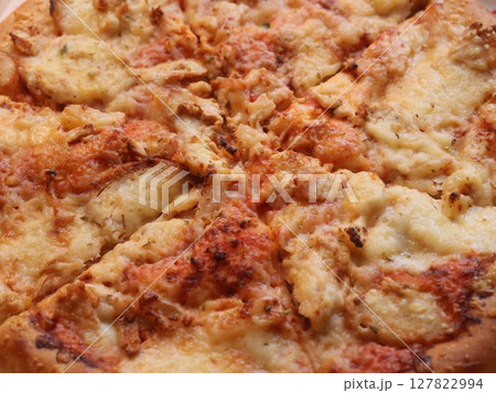 Enjoy a Delicious Cheese Pizza featuring an incredibly Crispy and Crunchy Crust that everyone loves 127822994