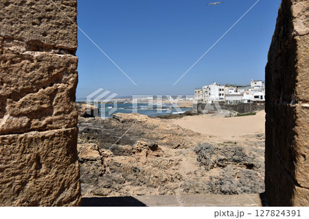 Essaouira fortification and rampart, Atlantic ocean coast, Morocco Essaouira fortification and rampart, Atlantic ocean coast, Morocco 127824391