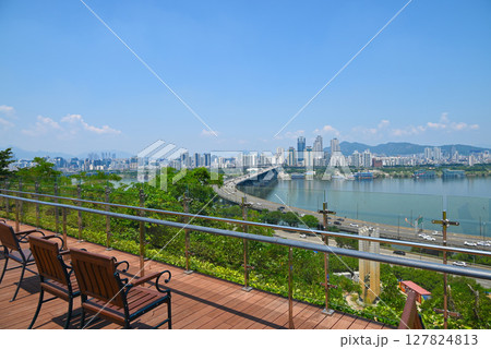 【韓国/江南区】「サムソン日の出公園」と漢江の風景 【韓国/江南区】「サムソン日の出公園」と漢江の風景 127824813