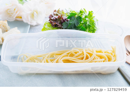 レンチンしたパスタ レンチンしたパスタ 127829459