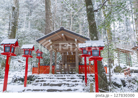 冬の京都　貴船神社結社（中宮）　本殿 127830300