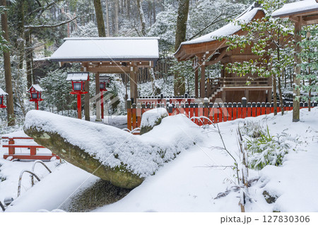 冬の京都　貴船神社結社　天の磐船 127830306