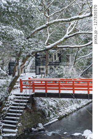 冬の貴船　鞍馬寺西門 127830370