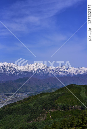 鷹狩山から見た北アルプスの山々 127832575