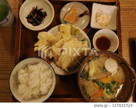 別府甘味茶屋のとり天定食 大分県別府市実相寺 別府甘味茶屋のとり天定食 大分県別府市実相寺 127833724