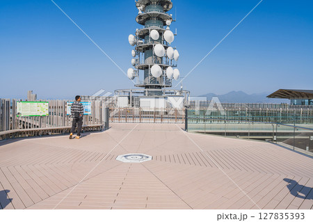静岡市にある晴れた日の朝の日本平夢テラスの風景(静岡県) 127835393