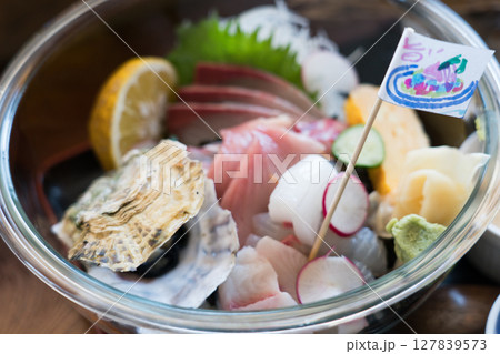 朝市食堂　のも丼スペシャル 127839573