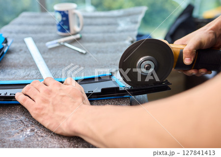 Utilizing Power Tools in the Workshop for Various Metalworking Projects Effectively 127841413