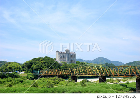 鉄橋のある風景 鉄橋のある風景 127845316
