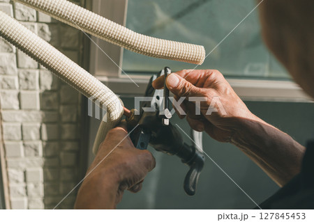 銅管フレア加工 127845453