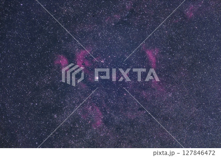 はくちょう座ベータ星付近の散光星雲 127846472