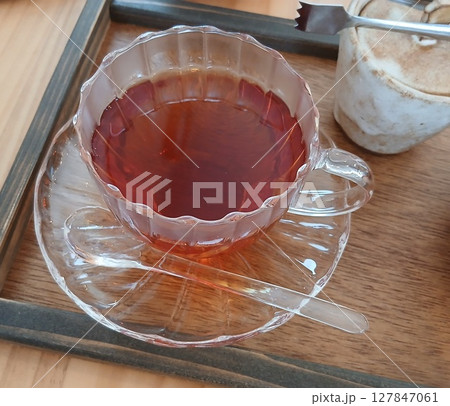 紅茶~クリスタルなティーセットで 紅茶~クリスタルなティーセットで 127847061