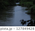 川のある風景 127849428