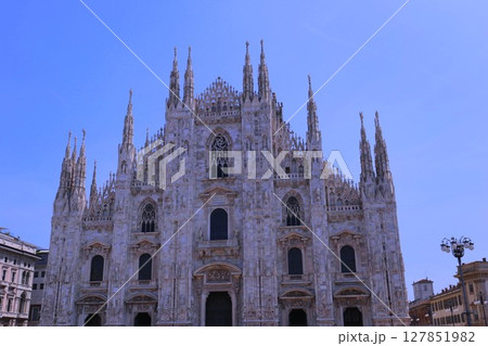 ミラノのドゥオーモ 127851982