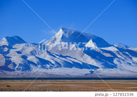 Mount  Namu Na'ni Peak landscape in tibet, China 127852336