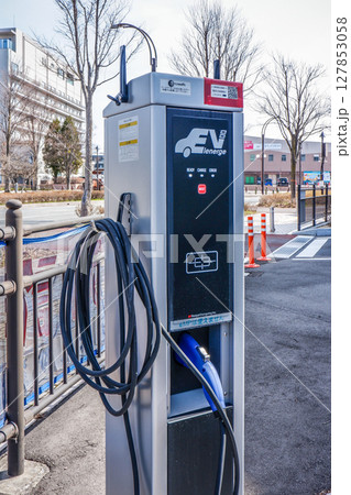 EV充電スタンド 127853058