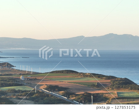 【空から見る北海道】 北海道・苫前の朝 【空から見る北海道】 北海道・苫前の朝 127853175