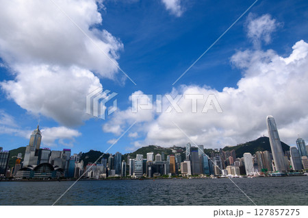 香港ビクトリアハーバー 127857275