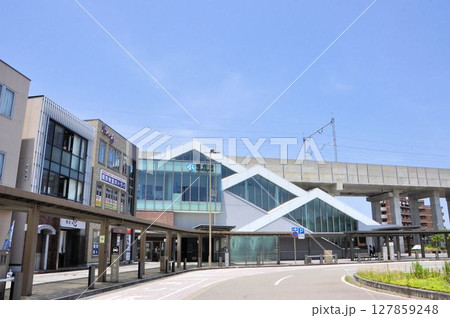 IRいしかわ鉄道の松任駅 127859248