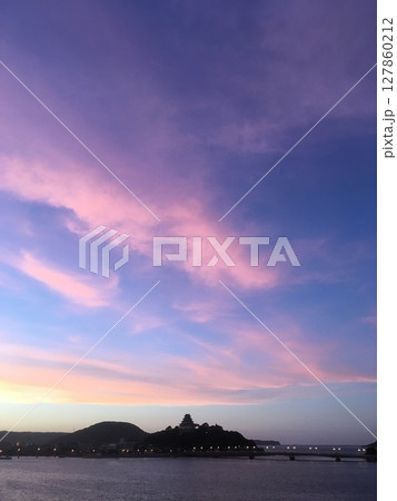 夕焼け 夕焼け 127860212
