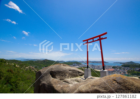 「天空の鳥居」観音寺 「天空の鳥居」観音寺 127861182