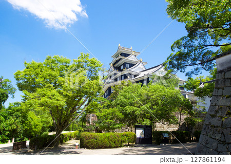 岡山城の天守閣 127861194