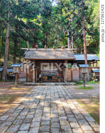 仁科神明宮：神門・拝殿 127861428