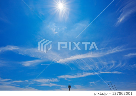 青空に浮かぶ雲 青空に浮かぶ雲 127862001