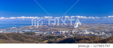 富山県_立山連峰 127865797