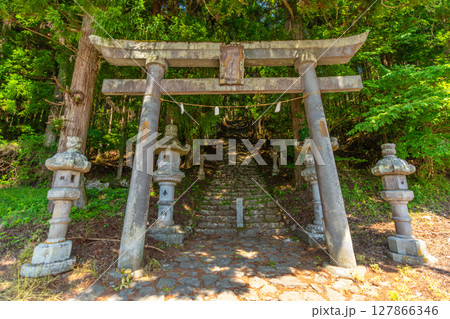 氷室神社　山梨県富士川町 127866346