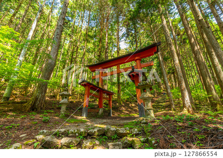 氷室神社　山梨県富士川町 127866554