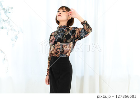 ファッションモデル ファッションモデル 127866683