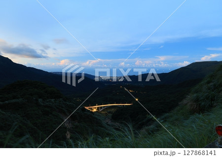 陽明山 台湾 ナイトシーン 127868141