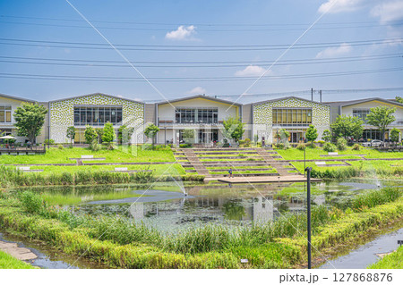 柏の葉T-SITEと柏の葉アクアテラスの風景(千葉県柏市) 柏の葉T-SITEと柏の葉アクアテラスの風景(千葉県柏市) 127868876