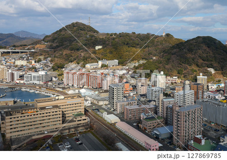 福岡県　北九州市　門司港レトロ展望室からの街の眺め 127869785