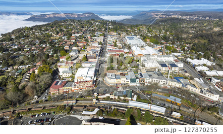 The town of Katoomba and Jamison Valley in the Blue Mountains in Australia 127870255