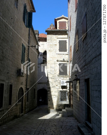 Discovering Kotors Charming Narrow Streets and Historic Architecture in Montenegro 127871700
