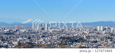 空撮「埼玉県」富士山とさいたま新都心を風景 127873869