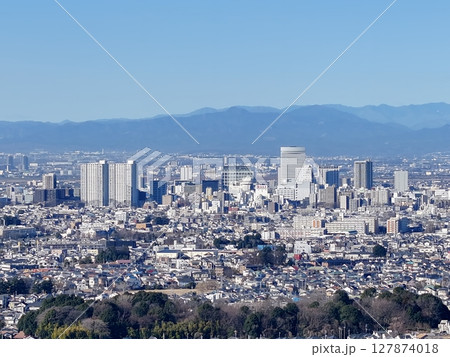 空撮「埼玉県」富士山とさいたま新都心を風景 127874018