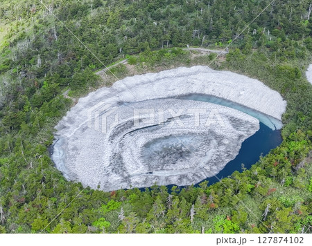 空撮「岩手・秋田県」八幡平のドラゴンアイの風景 空撮「岩手・秋田県」八幡平のドラゴンアイの風景 127874102