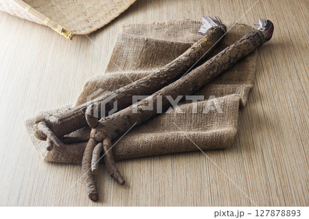 京野菜堀川ごぼう 127878893