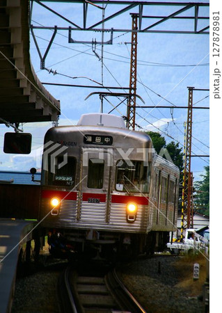 地下鉄『日比谷線』から信州へ… 標高599.76m【湯田中駅】にて『長野電鉄3500系』 127878981