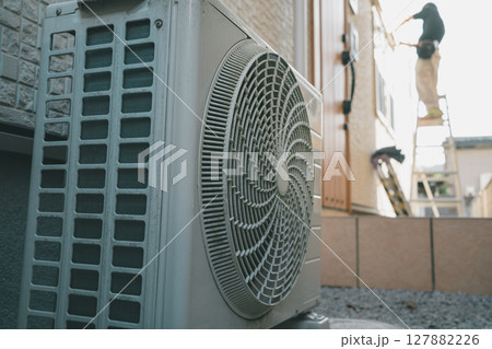 エアコン工事と室外機 127882226