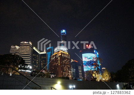 上海の夜景　 127883362