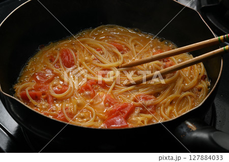 ミニトマトのパスタ ミニトマトのパスタ 127884033